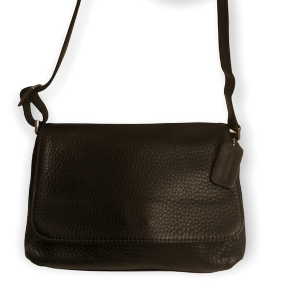 Coach vintage black leather flap bag made in Costa Rica 6801